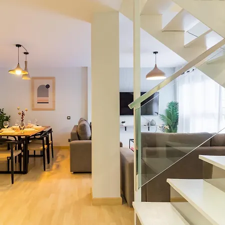 Apartamento Duplex Reformado Centro *